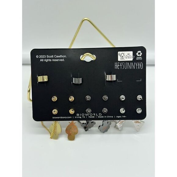 Five Nights At Freddy's Cuff Earring Set - Picture 2 of 2